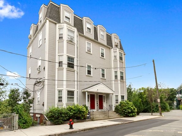 23 Chestnut St 3L, Chelsea MA 02150