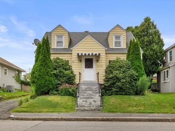 120 Farrar Ave