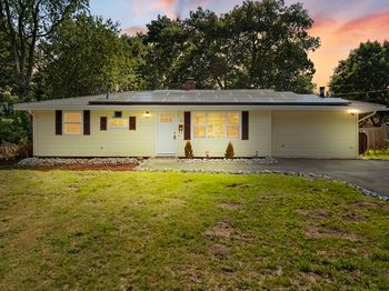 15 Clara Rd