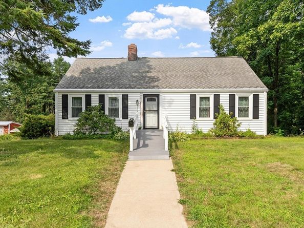 1218 Main St, Leominster MA 01453
