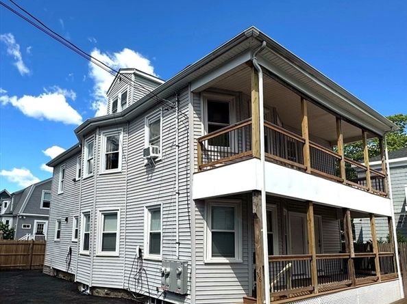 34-36 Curry Cir, Swampscott MA 01907