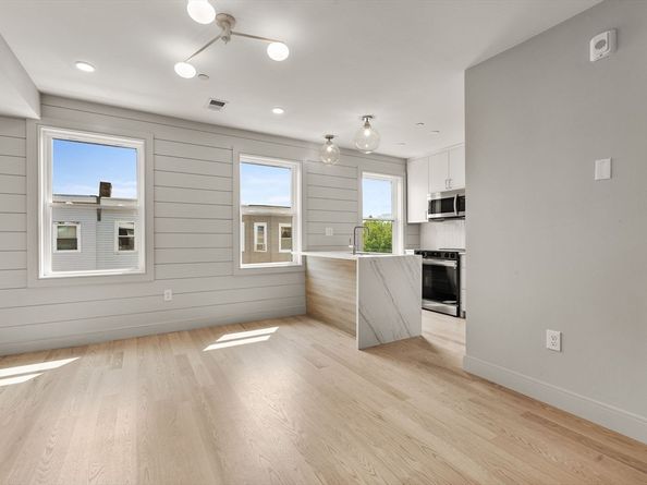 88 Maverick Street 3, Boston MA 02128