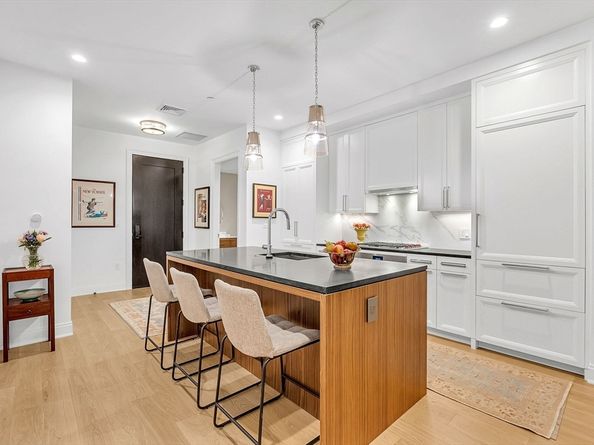 100 Linden Street 111, Wellesley MA 02482