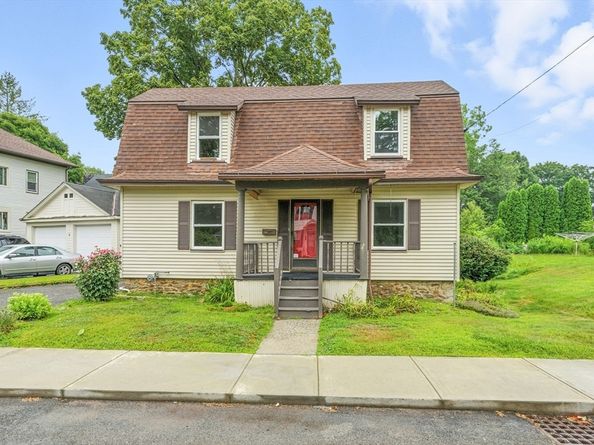 20 Glover St, Southbridge MA 01550