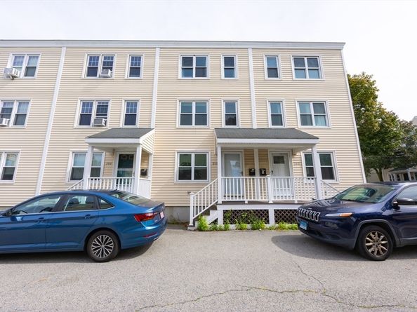 210 W 6th St 210, Boston MA 02127