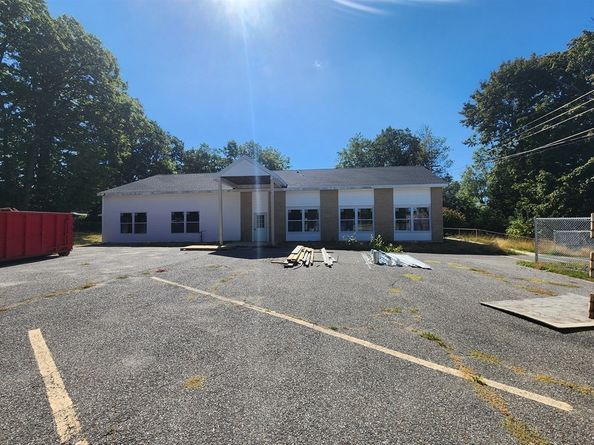 179 Pratt St, Fitchburg MA 01420