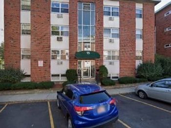 15 Commonwealth Court