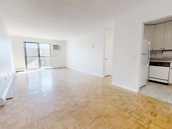 164 Galen St 88, Watertown MA 02472