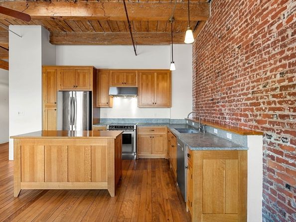 249 A 66, Boston MA 02210