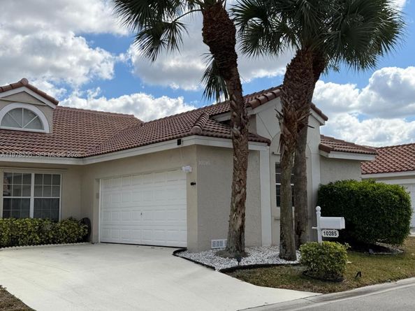 10285 Allegro Dr, Boca Raton FL 33428