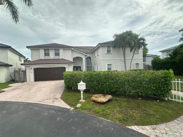 16335 SW 93rd St, Miami FL 33196
