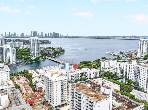 1670 Bay Road 3F, Miami Beach FL 33139