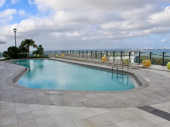 501 NE 31st St 2705, Miami FL 33137