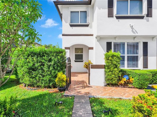 8595 SW 152nd Ave 251, Miami FL 33193