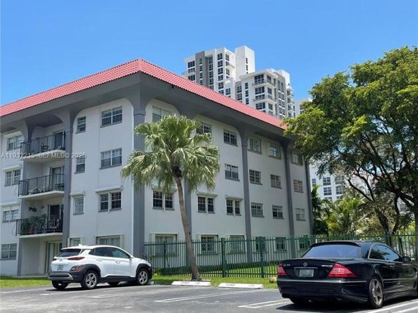 8107 SW 72nd Ave 125E, Miami FL 33143