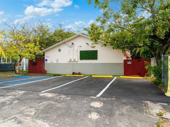 1112 NE 5th Ave, Fort Lauderdale FL 33304