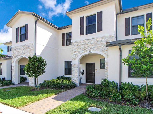 12866 SW 232nd Ln, Homestead FL 33032