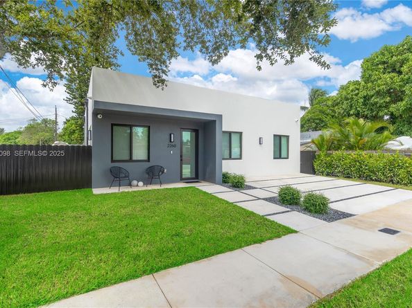 2260 E 9th Ave, Hialeah FL 33013