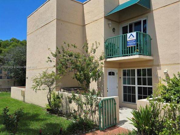 12095 SW 18th Ter 267, Miami FL 33175