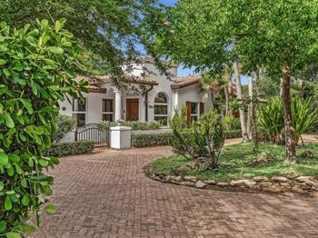 898 Azalea Street