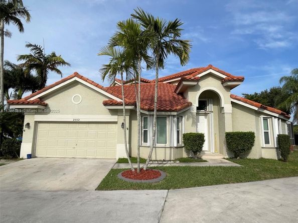 2602 Augusta Dr, Homestead FL 33035