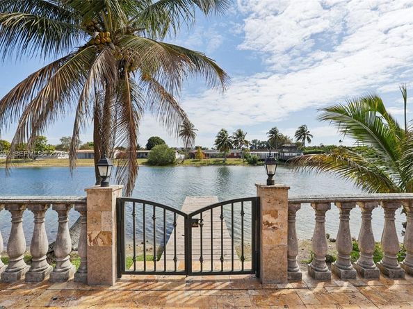 8333 SW 144th Ct, Miami FL 33183