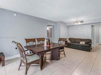 4235 N University Dr