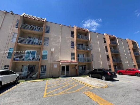 4713 NW 7th St 4101, Miami FL 33126