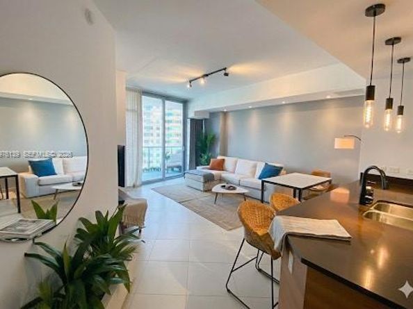 3301 NE 1st Ave H1608, Miami FL 33137