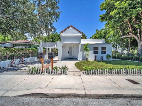 421 NW 59th St, Miami FL 33127