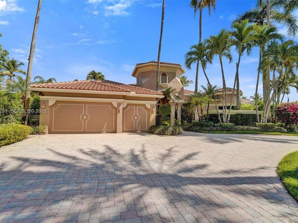 10813 Blackhawk St, Plantation FL 33324