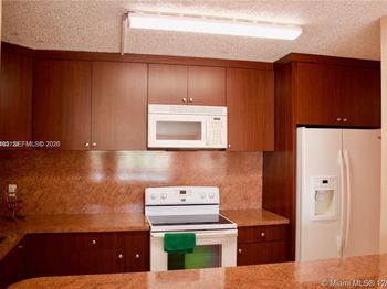 14850 Naranja Lakes Blvd