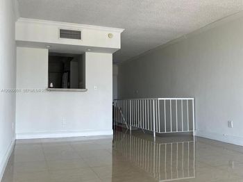 9210 Fontainebleau Blvd