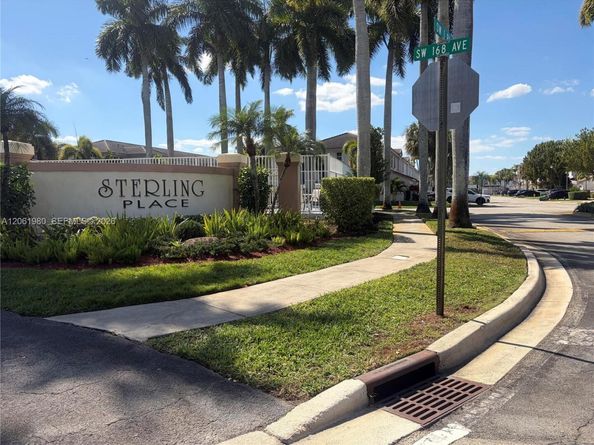 16836 SW 1st Pl, Pembroke Pines FL 33027