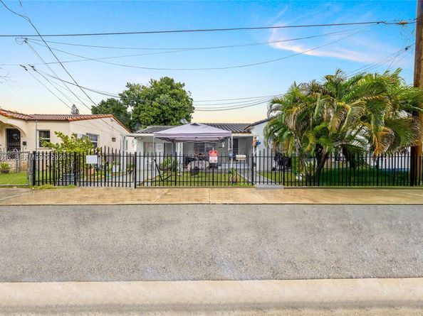 943 SW 9th Ave, Miami FL 33130