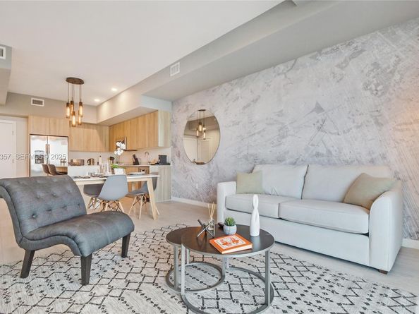 3900 Biscayne Blvd N813, Miami FL 33137