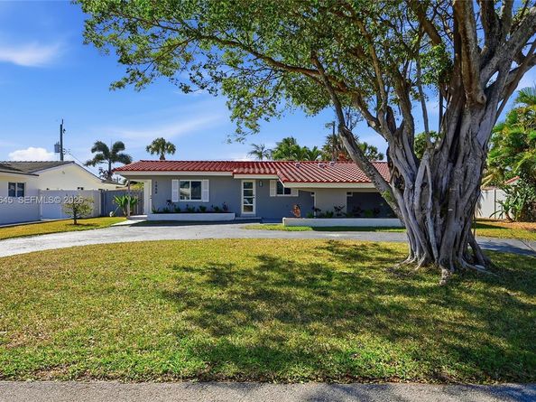 1950 NE 55th Ct, Fort Lauderdale FL 33308