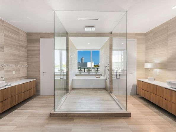 4701 N Meridian Ave 512, Miami Beach FL 33140