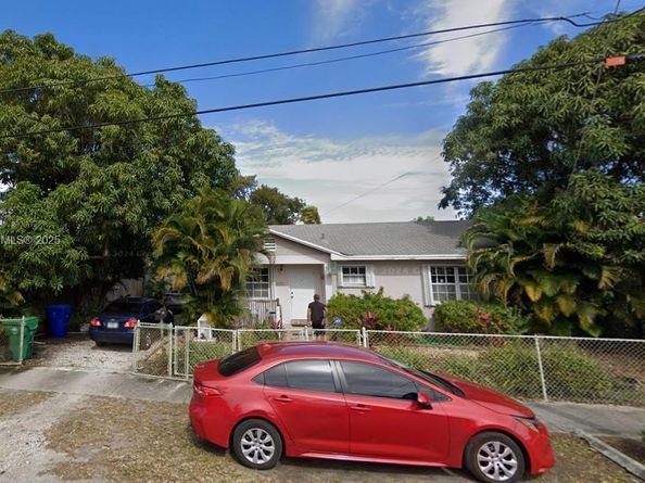 3015 SW 24th Ter, Miami FL 33145