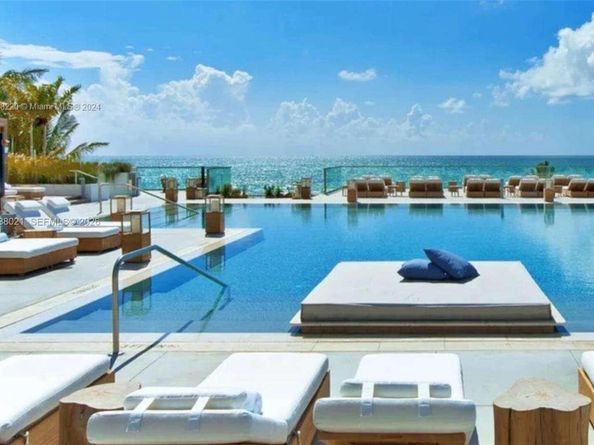 2301 Collins Ave 423, Miami Beach FL 33139