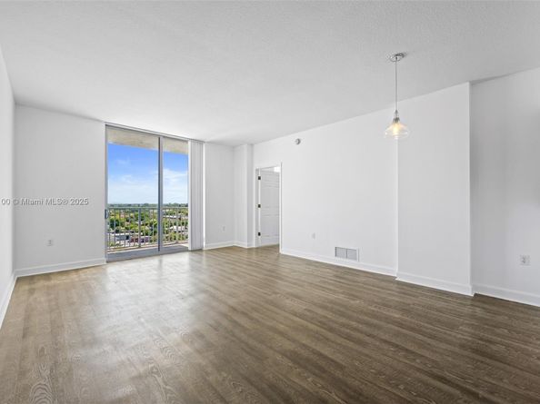 140 S Dixie Hwy 835, Hollywood FL 33020