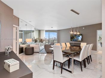 17301 NE Biscayne Blvd