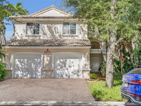 4917 SW 32nd Way, Hollywood FL 33312