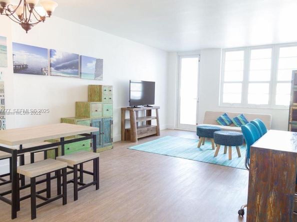 100 Lincoln Rd 922, Miami Beach FL 33139