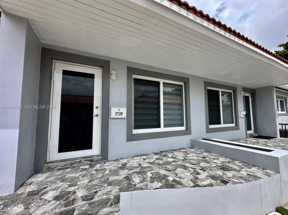 2722 SW 5th St, Miami FL 33135