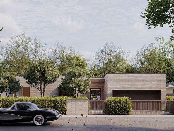 72 W Shore Dr W, Miami FL 33133