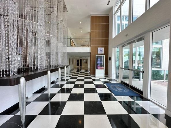 1800 N Bayshore Dr 4102, Miami FL 33132