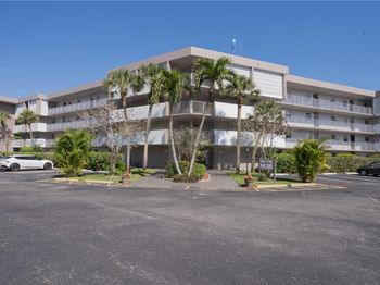 2800 NW 47th Ter