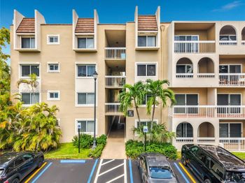 7722 Camino Real