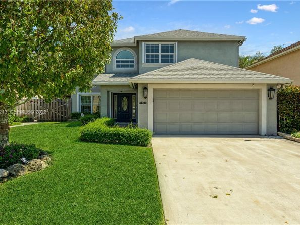 22300 Sands Point Dr, Boca Raton FL 33433